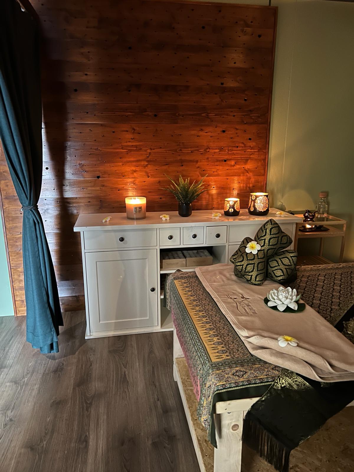 Chantra Massage aussen